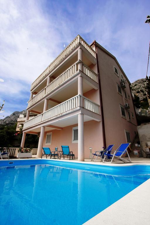 Apartments Ivancic Міміце Екстер'єр фото